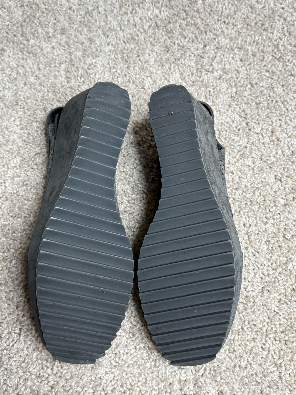 Pedro Garcia Suede Wedges - Picture 7 of 7